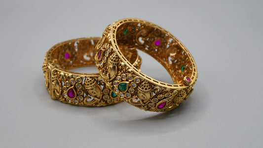 Azalea - Matte Gold Ruby/Green Bangles with Kundan Stone detail