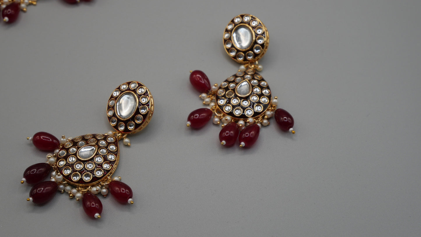 Graff - Kundan Set with earrings and tikka combo.